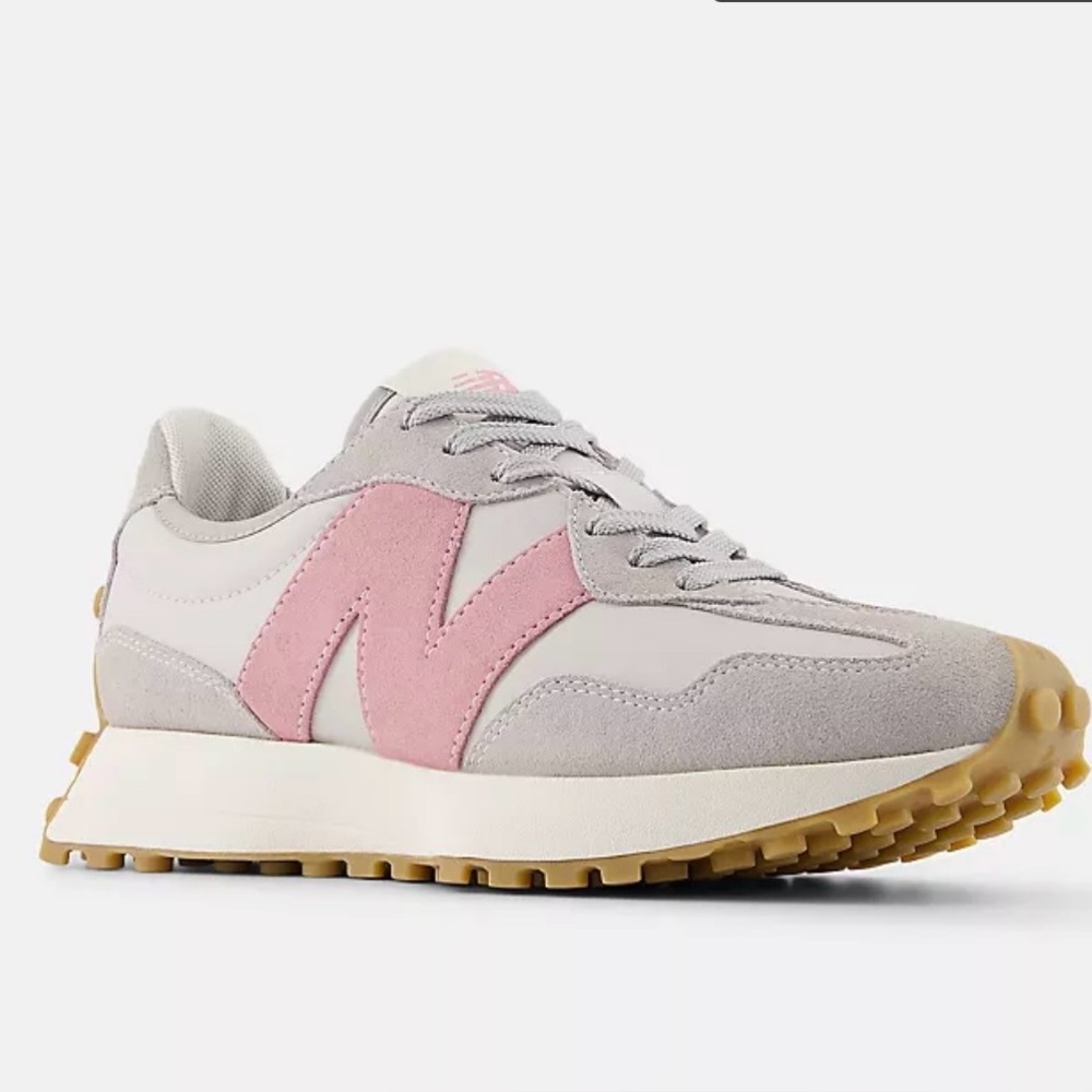 NEW BALANCE 327 IN RAINCLOUD/PINK TAFFY COMBO🌧️🍬🩶🩷 - Picture 2 of 13